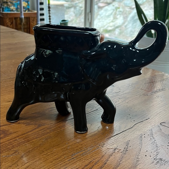 Other - Glossy Black Ceramic Elephant Planter